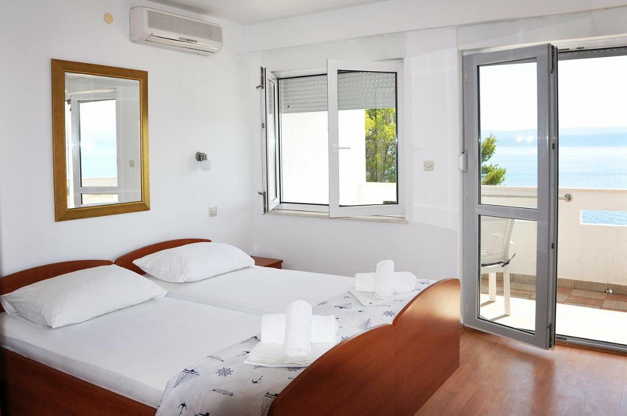 Sunrise Apartments And Studio Apartments Lokva Rogoznica Kültér fotó